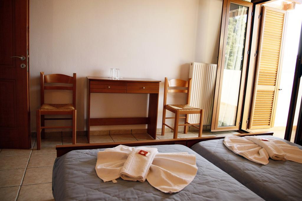 Kalliopi Hotel Kastéllion Kamer foto